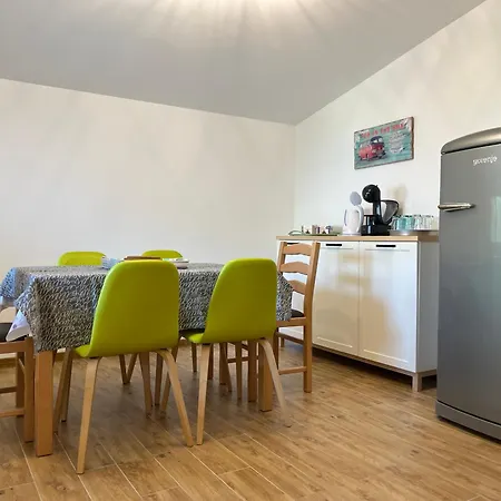 Apartman In *
